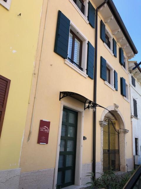 La Casa Della Ada Hotel Castelnuovo del Garda Luaran gambar